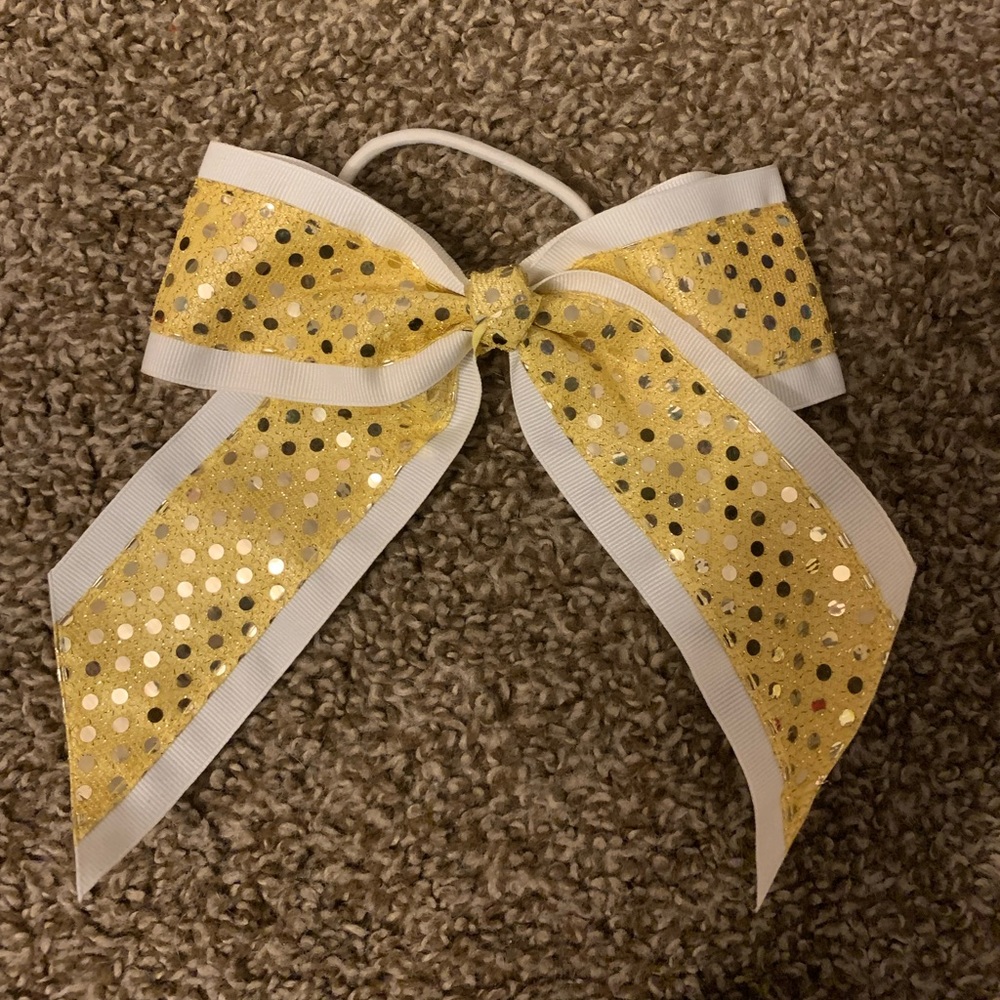 Gold bow